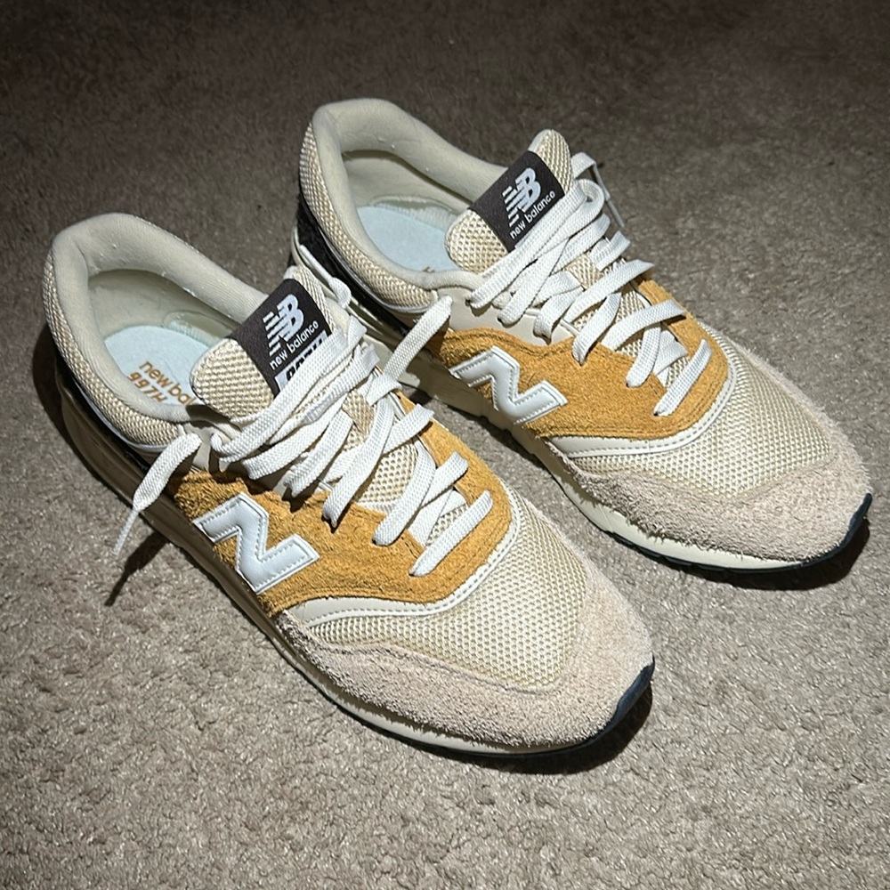 New Balance 997H